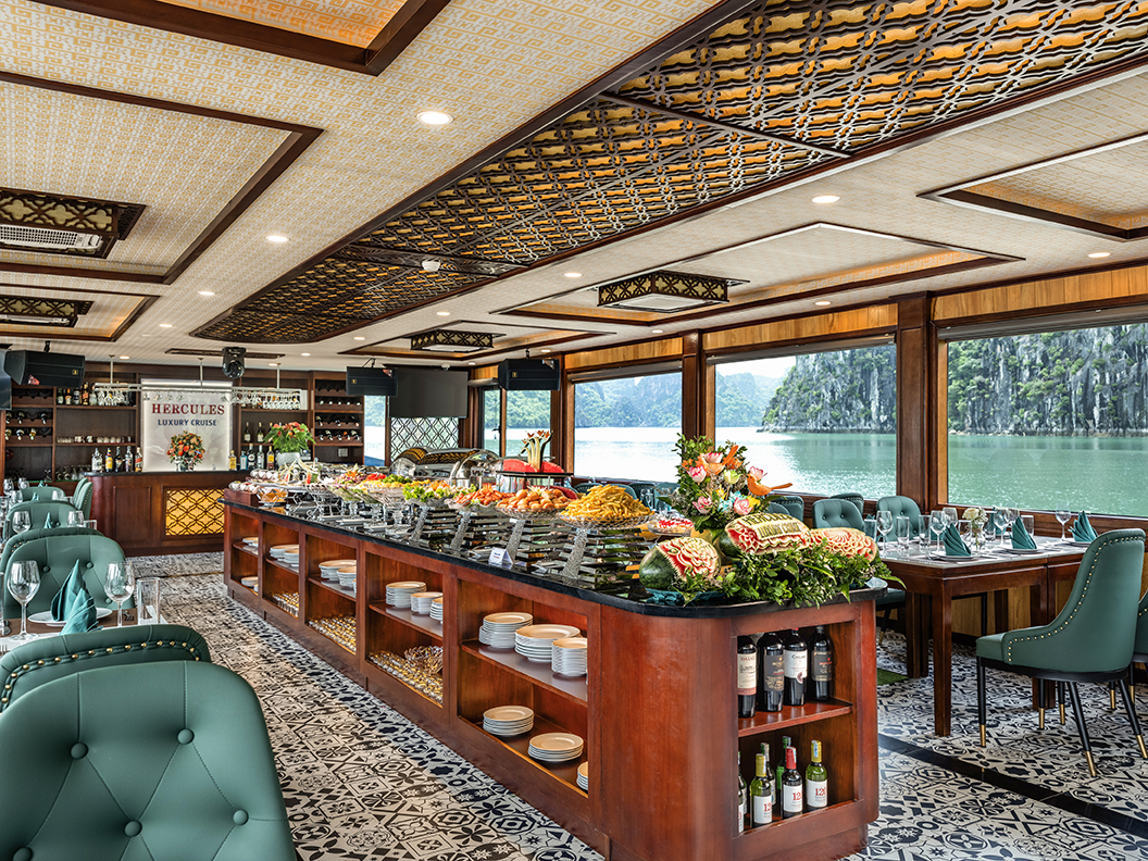 Halong Bay Daily Cruise
