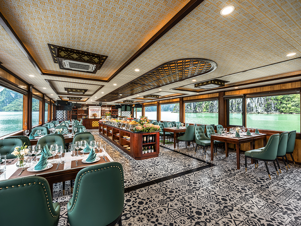 Halong Bay Daily Cruise