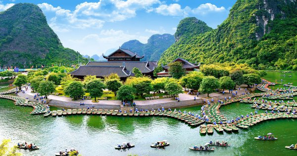 Ninh Binh Daily Trip